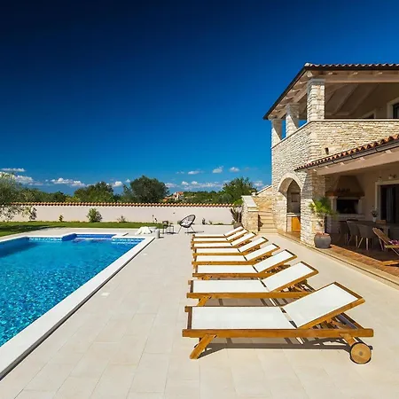 Tatil Evi Campi Pula